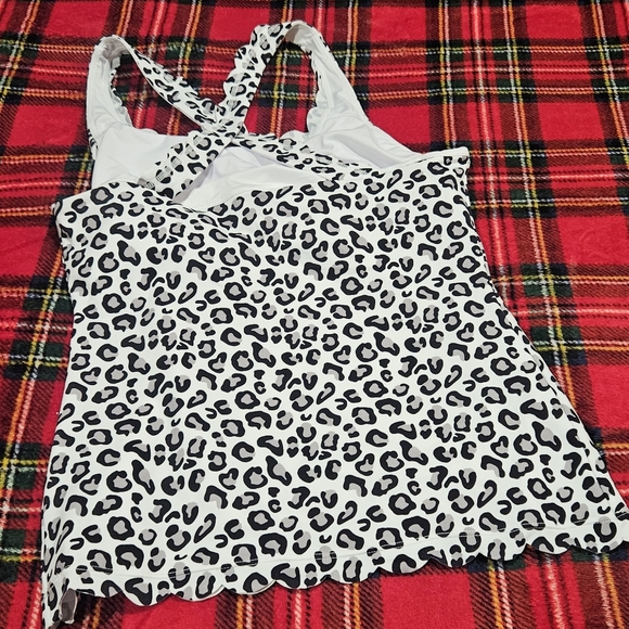 KIAVA White Leopard Tankini - Picture 2 of 3